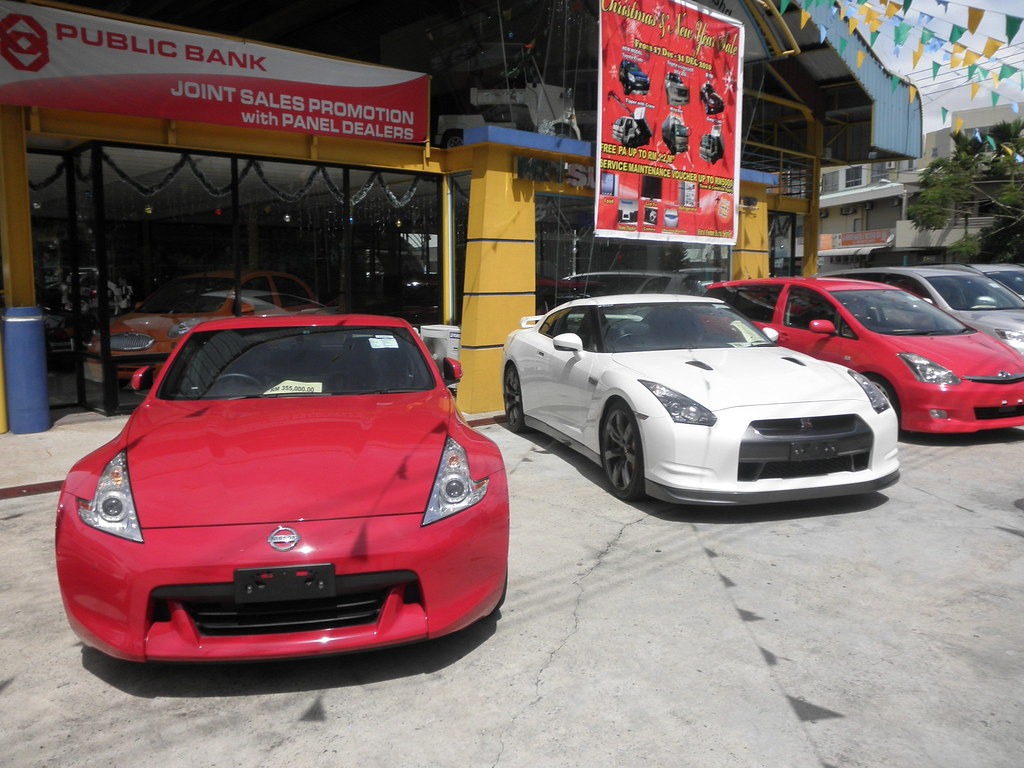 Nissan GT-R